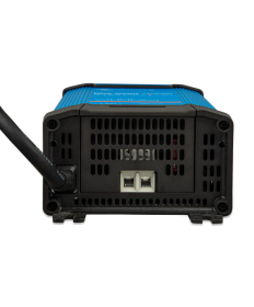 Blue Smart IP22 Charger 24/8 (1)